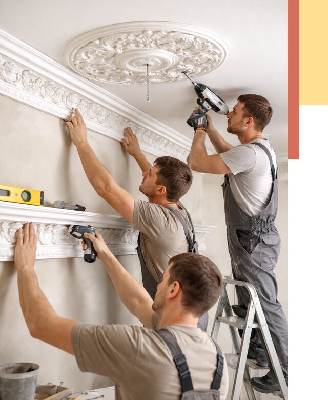 Монтаж лепнины на потолок в Сегеже от 3330 руб. быстро и недорого | ОТДЕЛОЧНИК-Сгж